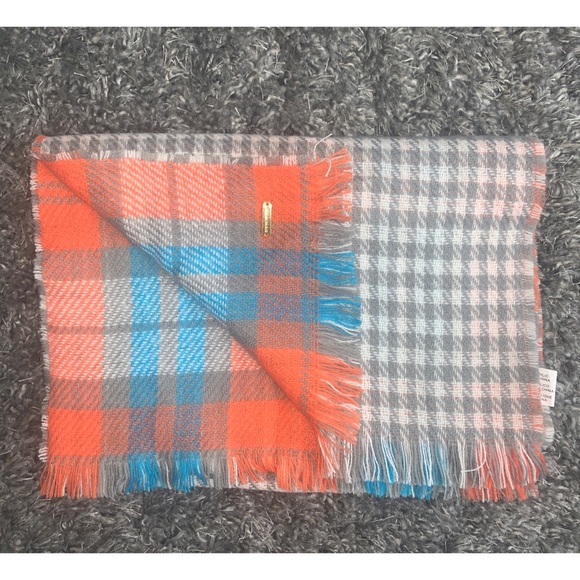 STEVE MADDEN reversible scarf - Picture 2 of 5